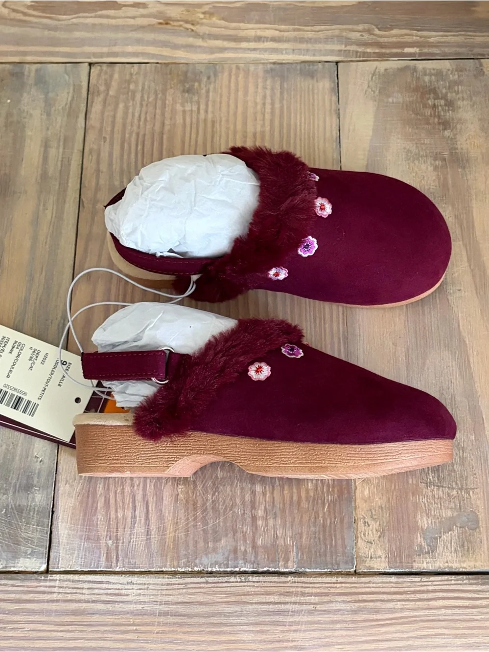 Gymboree Embroidered Floral Burgundy Clogs 💗 🆕
